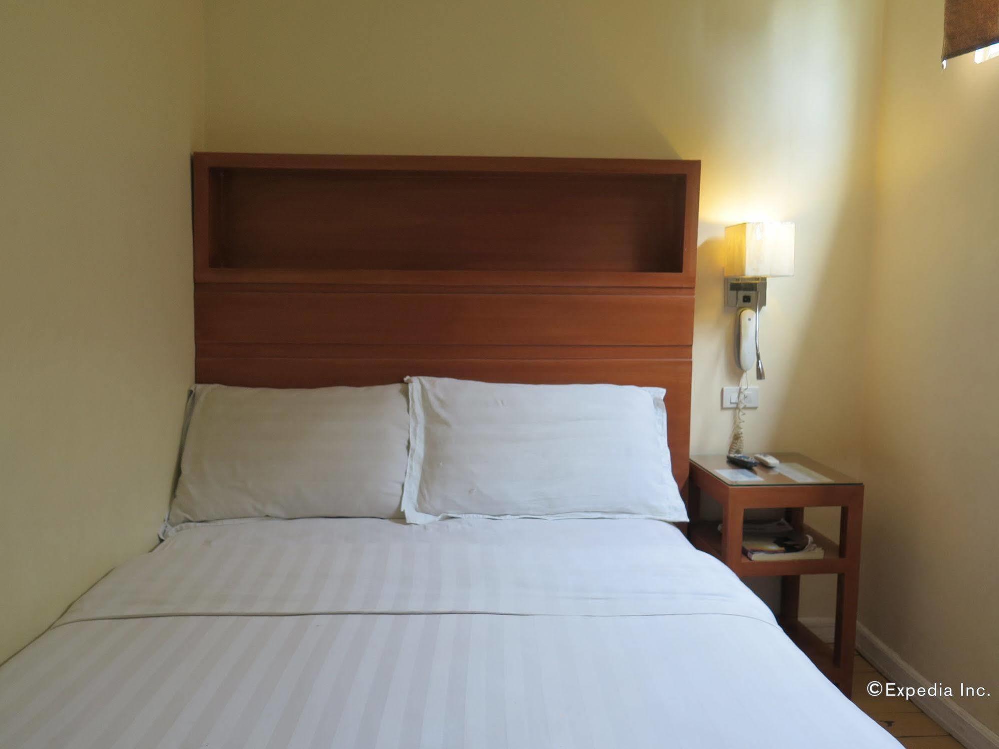 La Gloria Residence Inn Cebu Exteriör bild