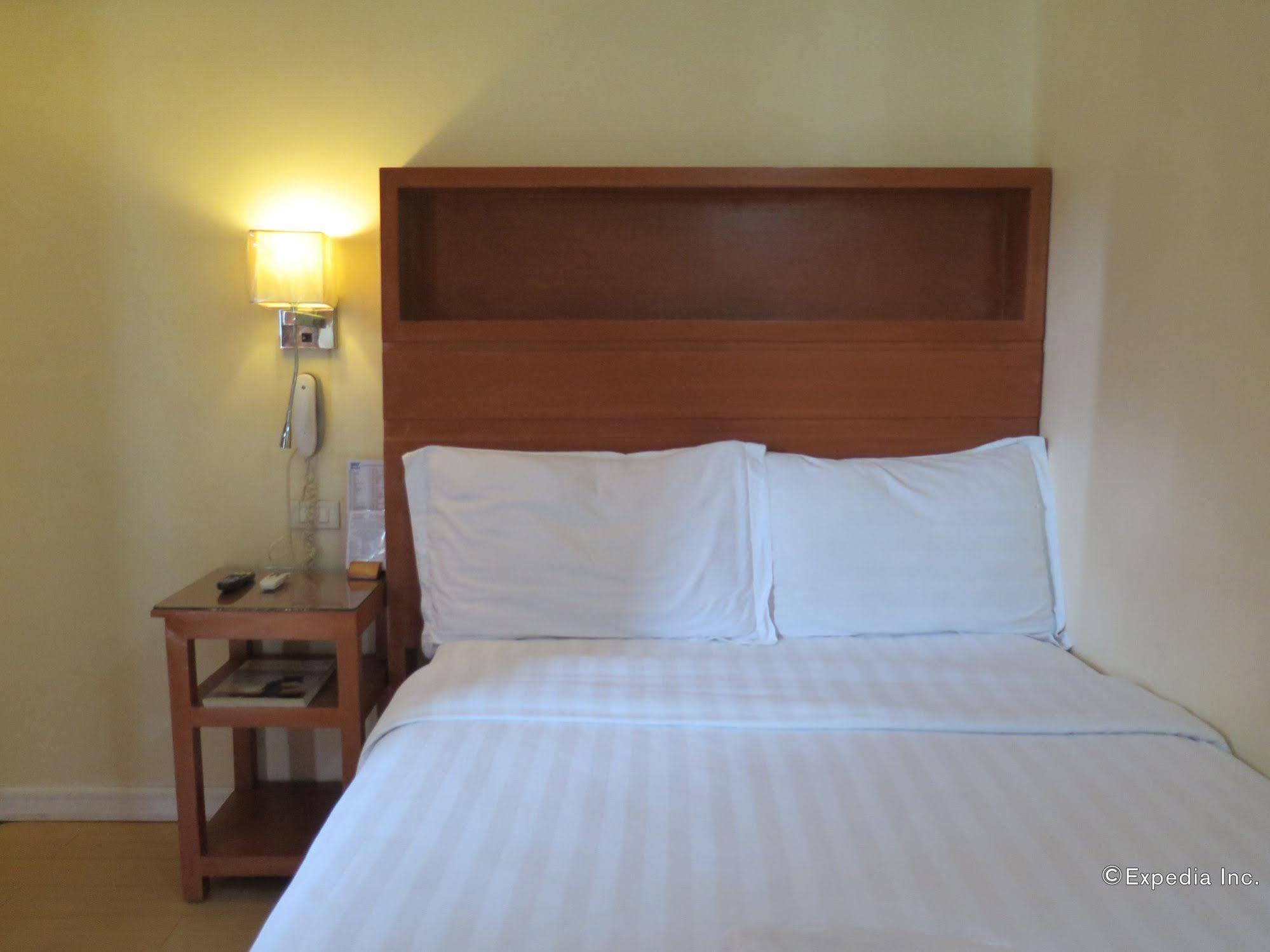 La Gloria Residence Inn Cebu Exteriör bild